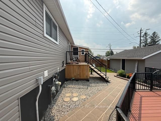 Listing Image 17