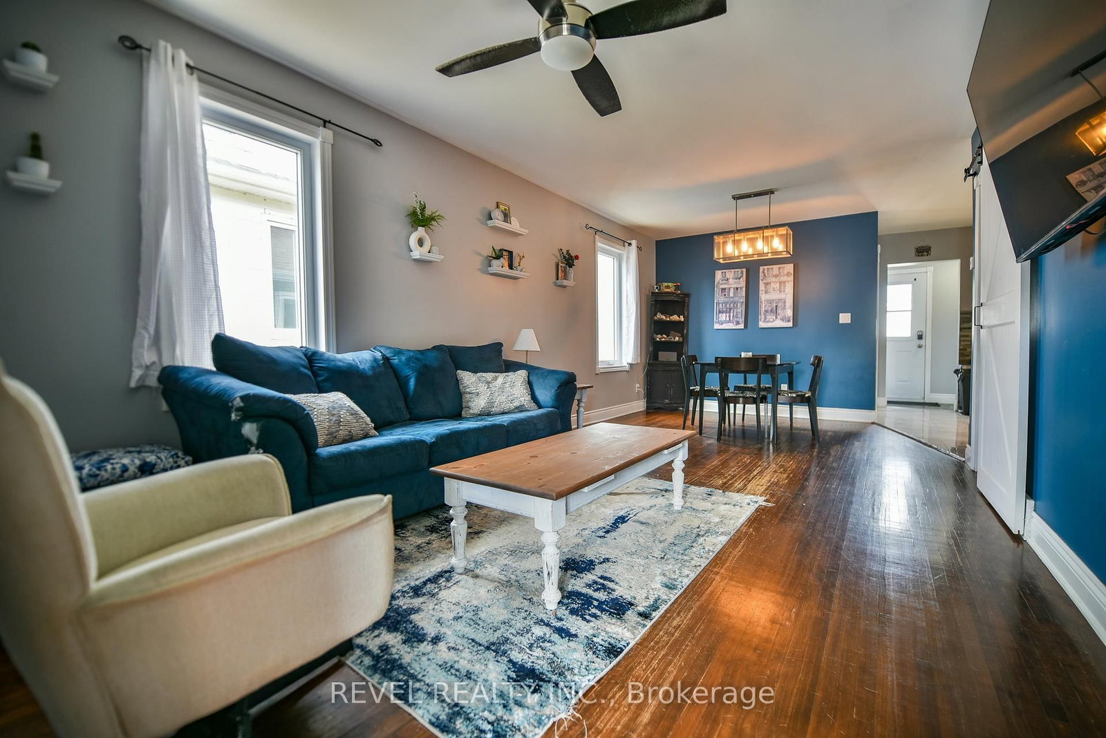 Listing Image 7