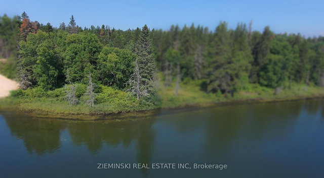 Lot 6 PLAN 6M499, North Munro Lake Road