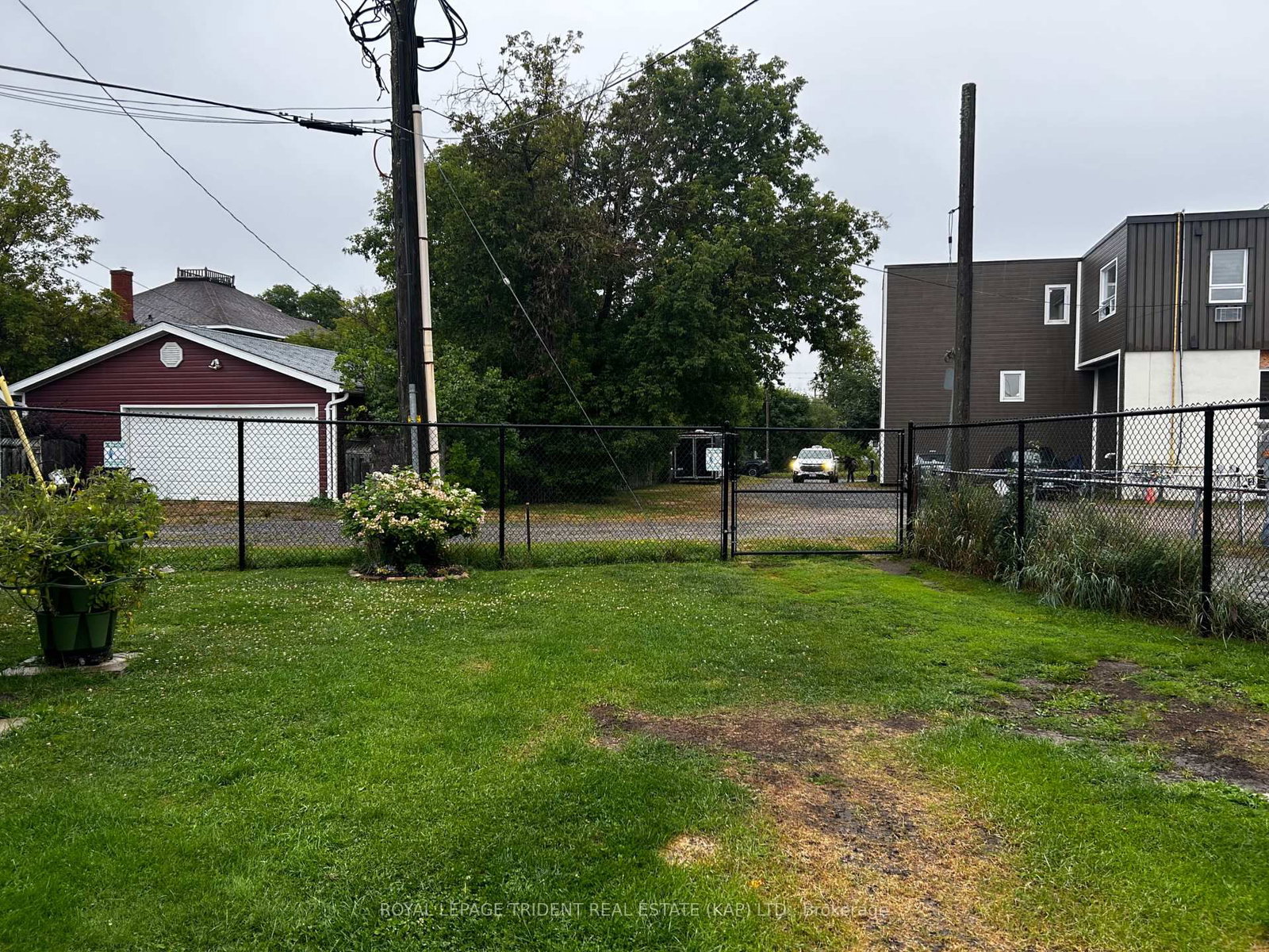 Listing Image 7