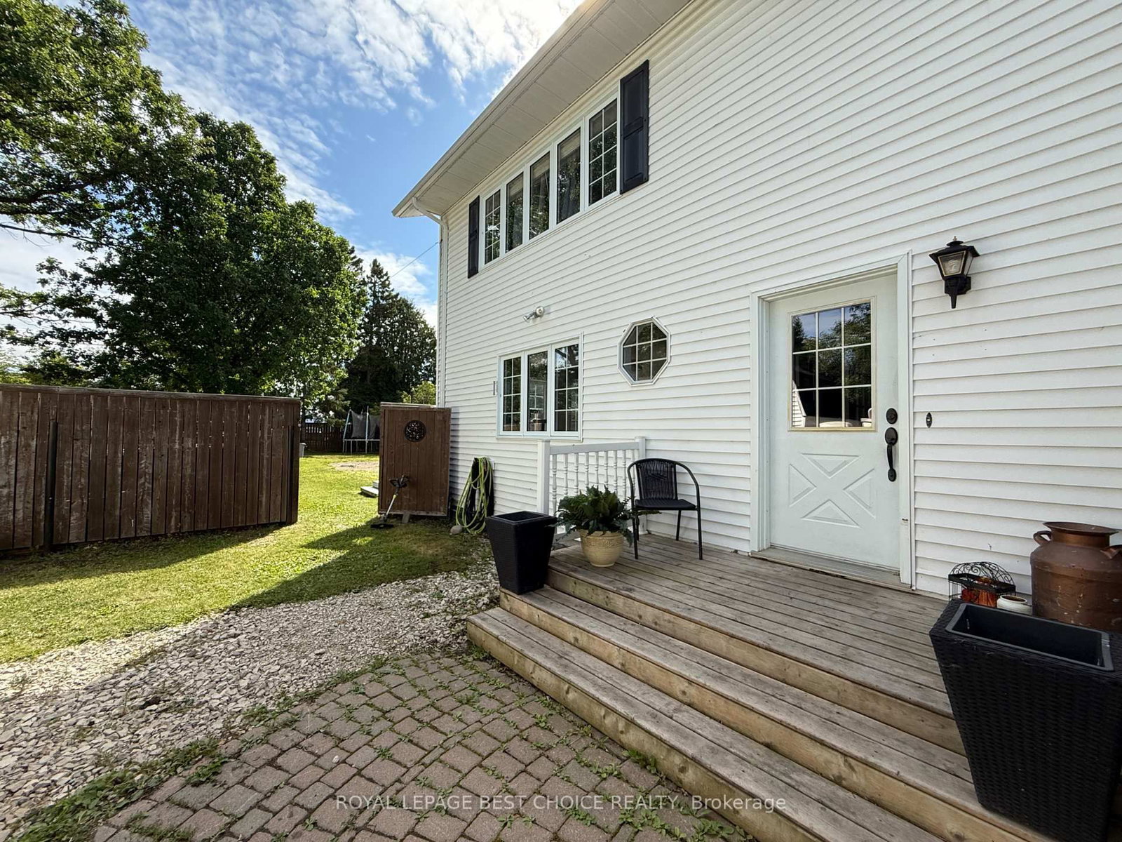 Listing Image 11