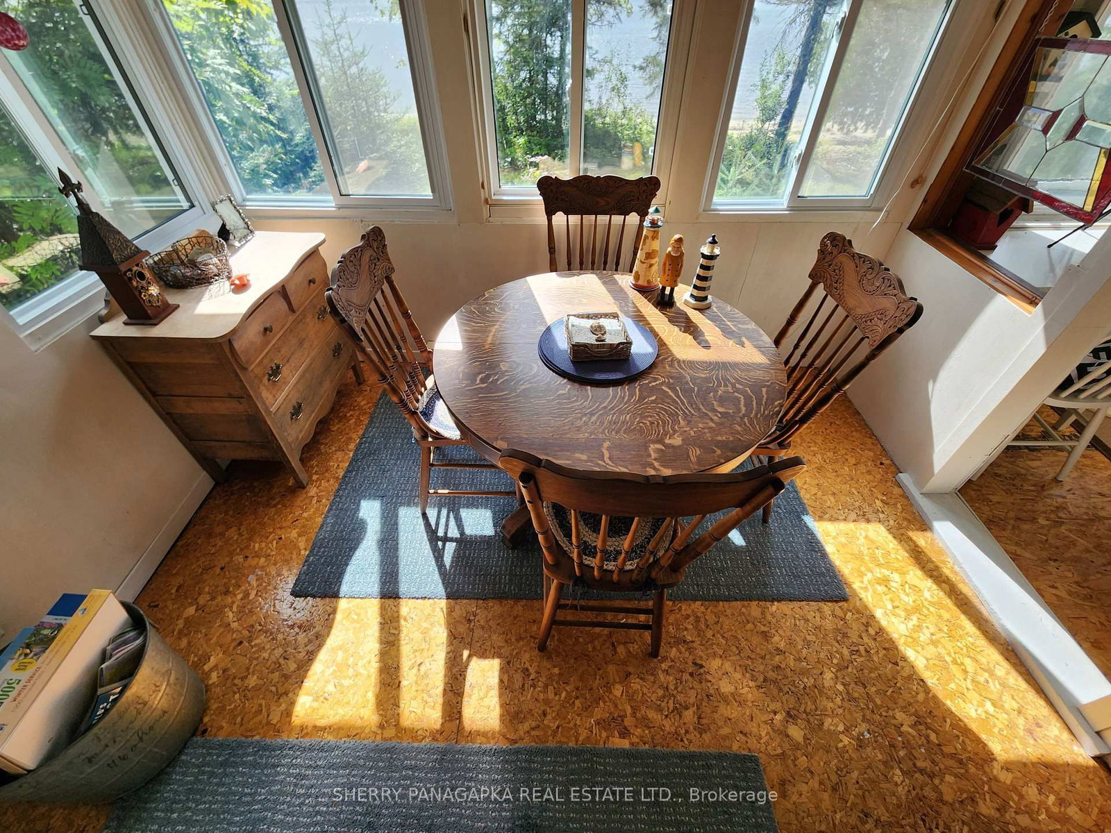 Listing Image 12
