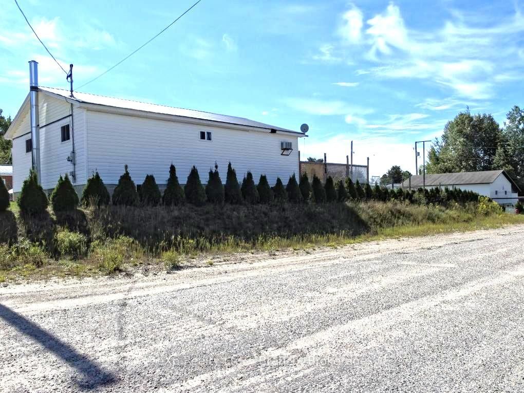 Listing Image 36