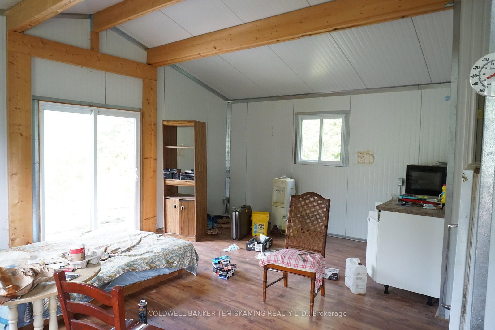 Listing Image 9
