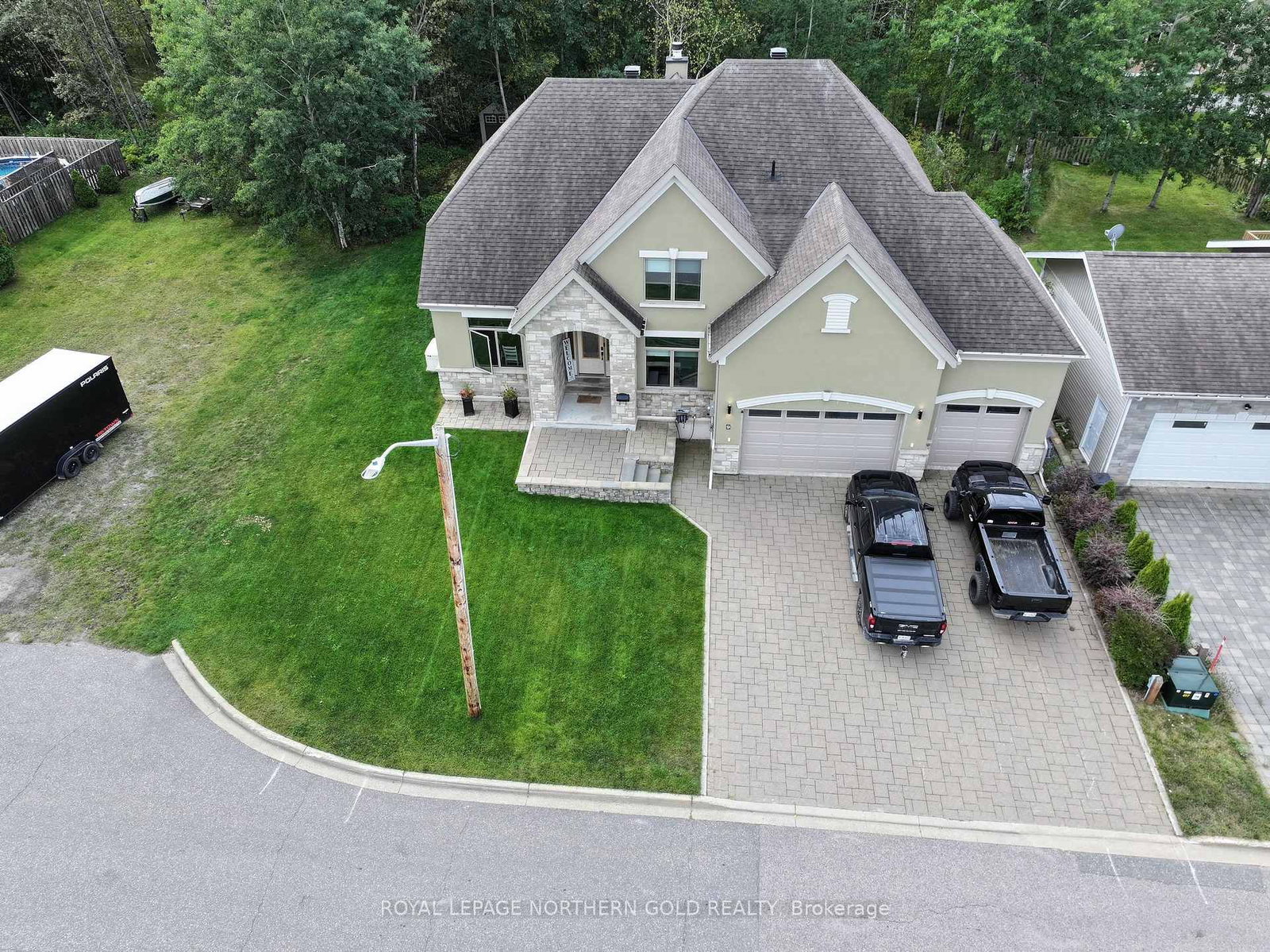 Listing Image 46