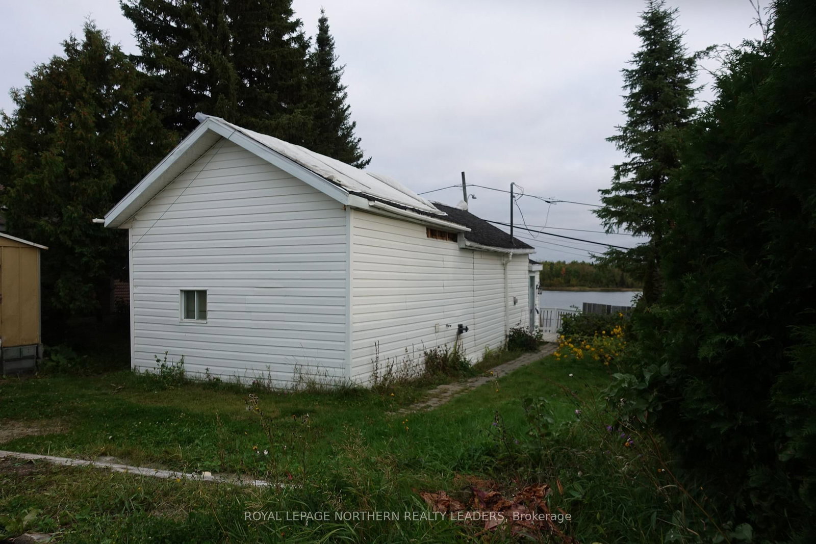 Listing Image 5