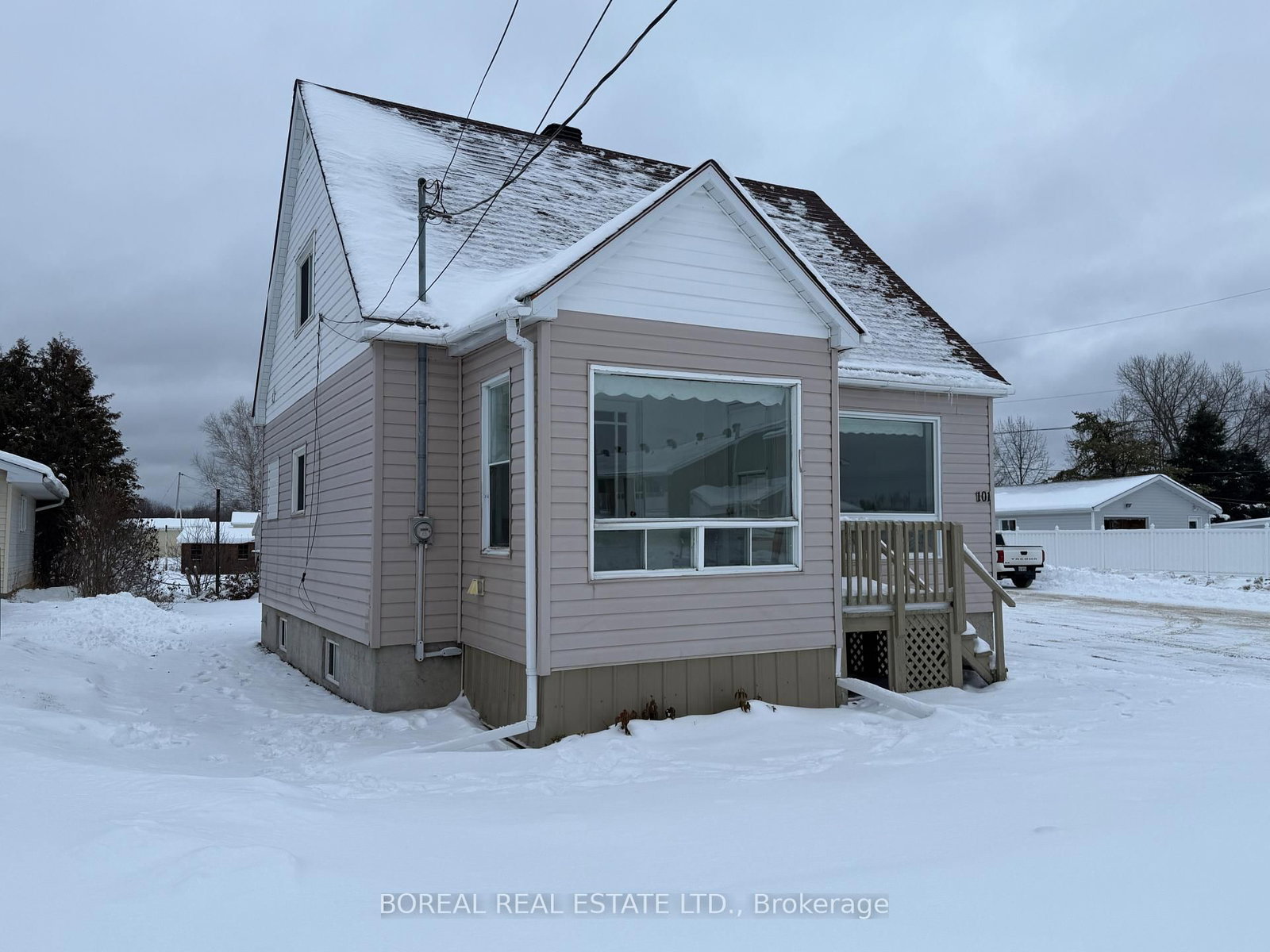 Listing Image 3
