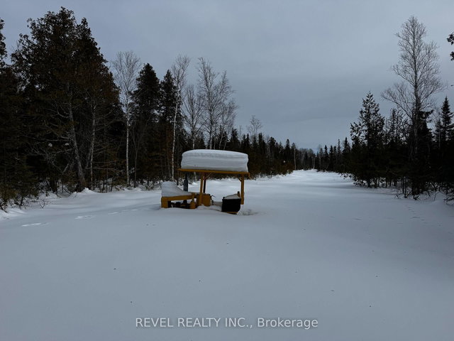 Lot 2 Con 3 Evelyn Township