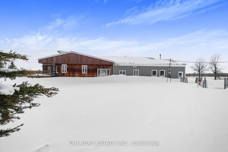 1632 Conc 2 & 3 Rd, Cochrane, P0L 1C0 | Image 2