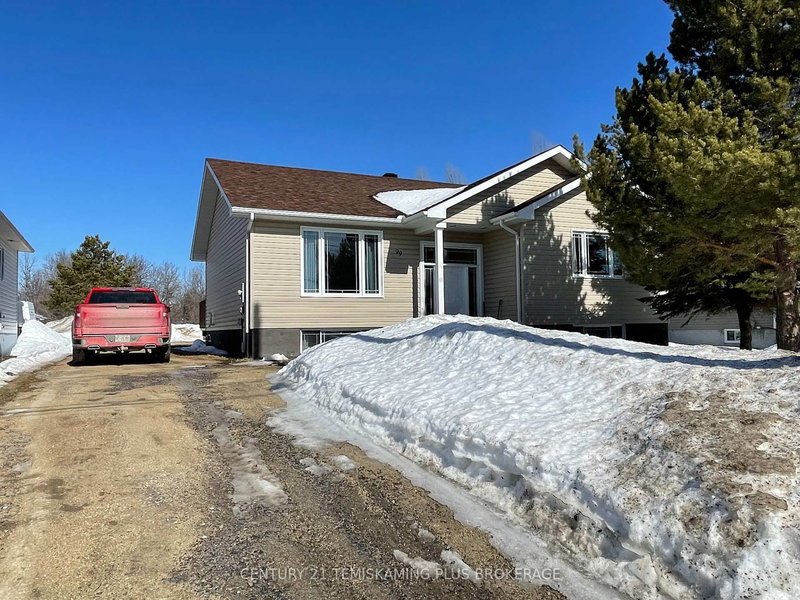 home for sale on 99 Pine Street W