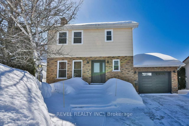 901 Reg Pope Boulevard