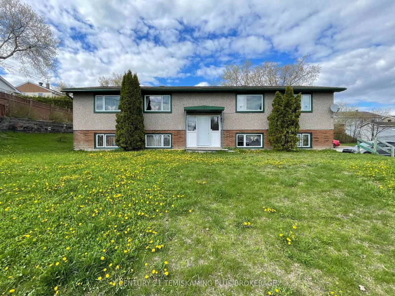 121 Elm Avenue