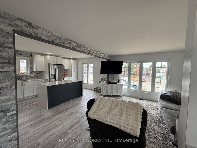 162 Timcor Cres, Timmins, P4R 1C7 | Image 3