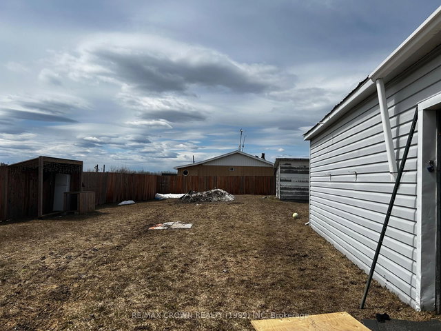 86 Brunelle Road N