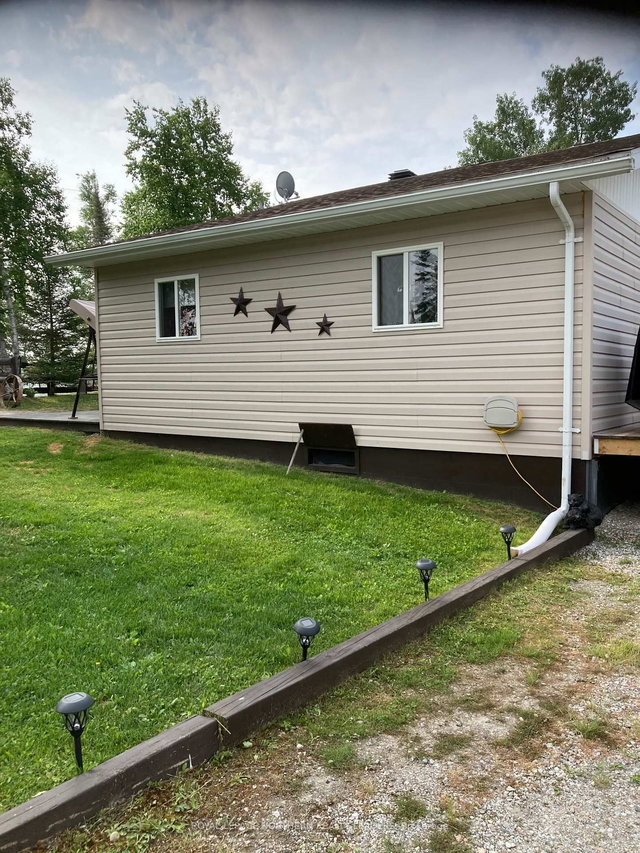 1142 FANTHAM, FAUQUIER Road