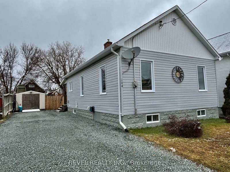 home for sale on 104 Cecil Avenue
