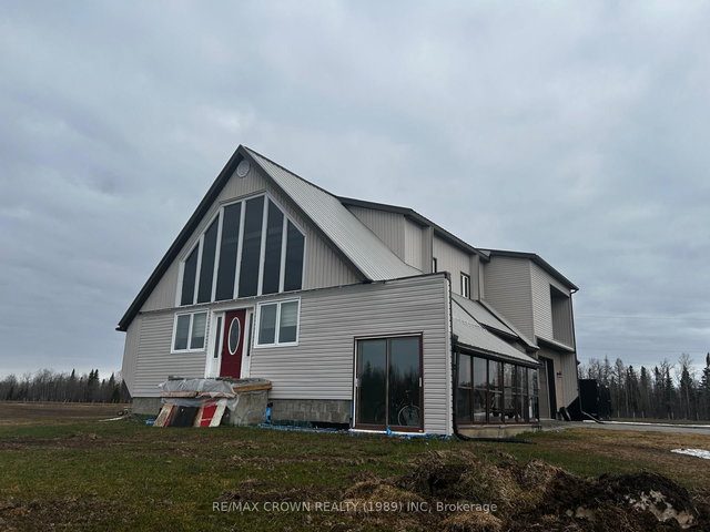Lt 7 Concession 8, Duplex and Neely Rds Road W W