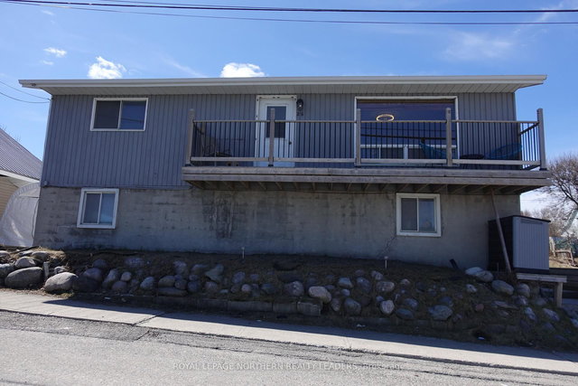 26 Lioncrest Lane