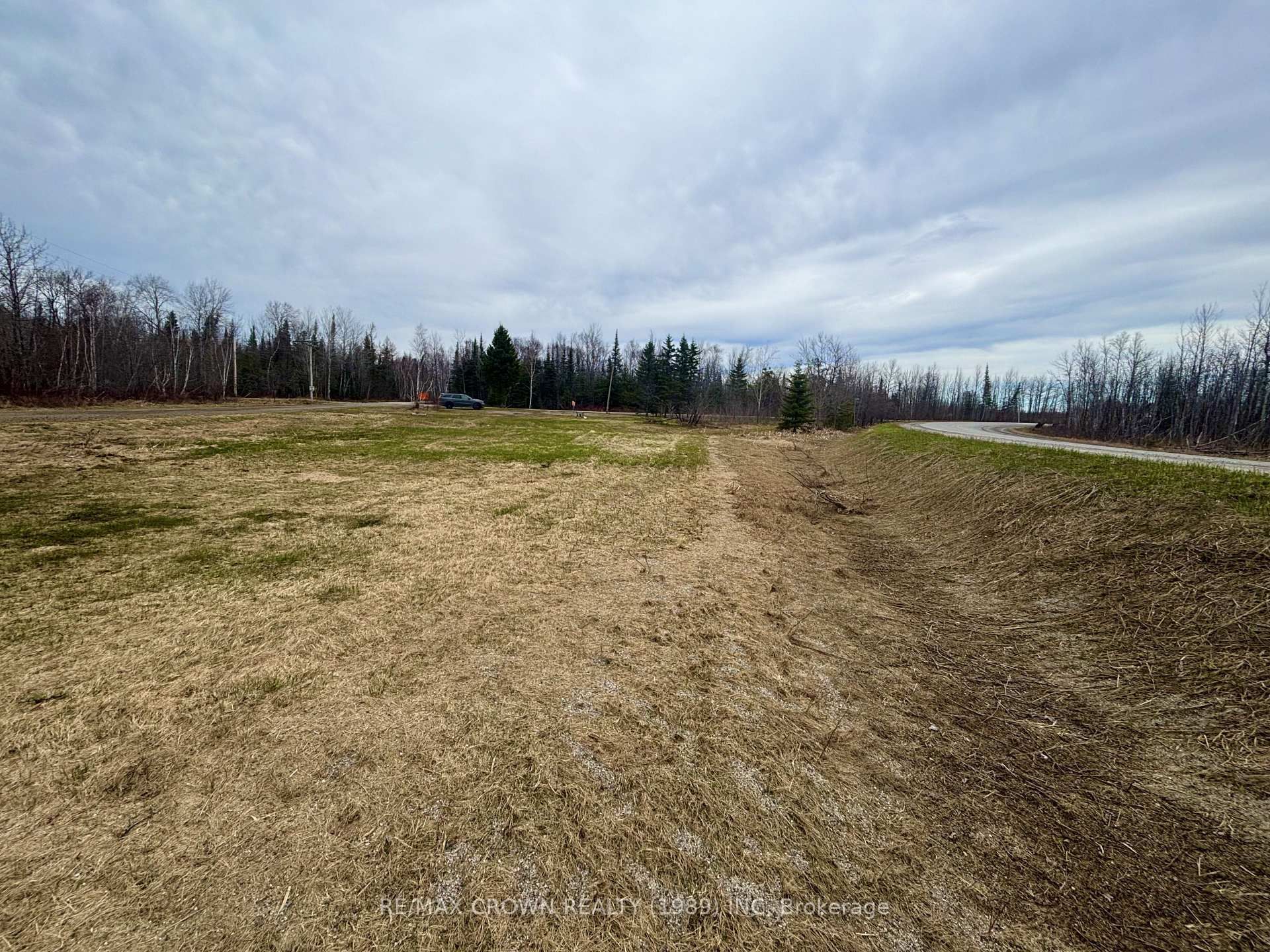 6490 Fredrickhouse Lake Road