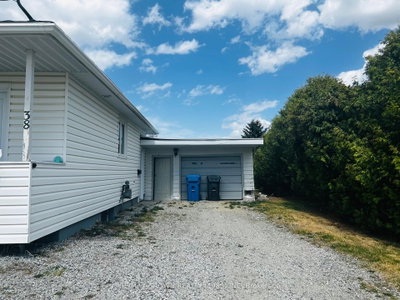 38 Cournoyer Street — photo 3