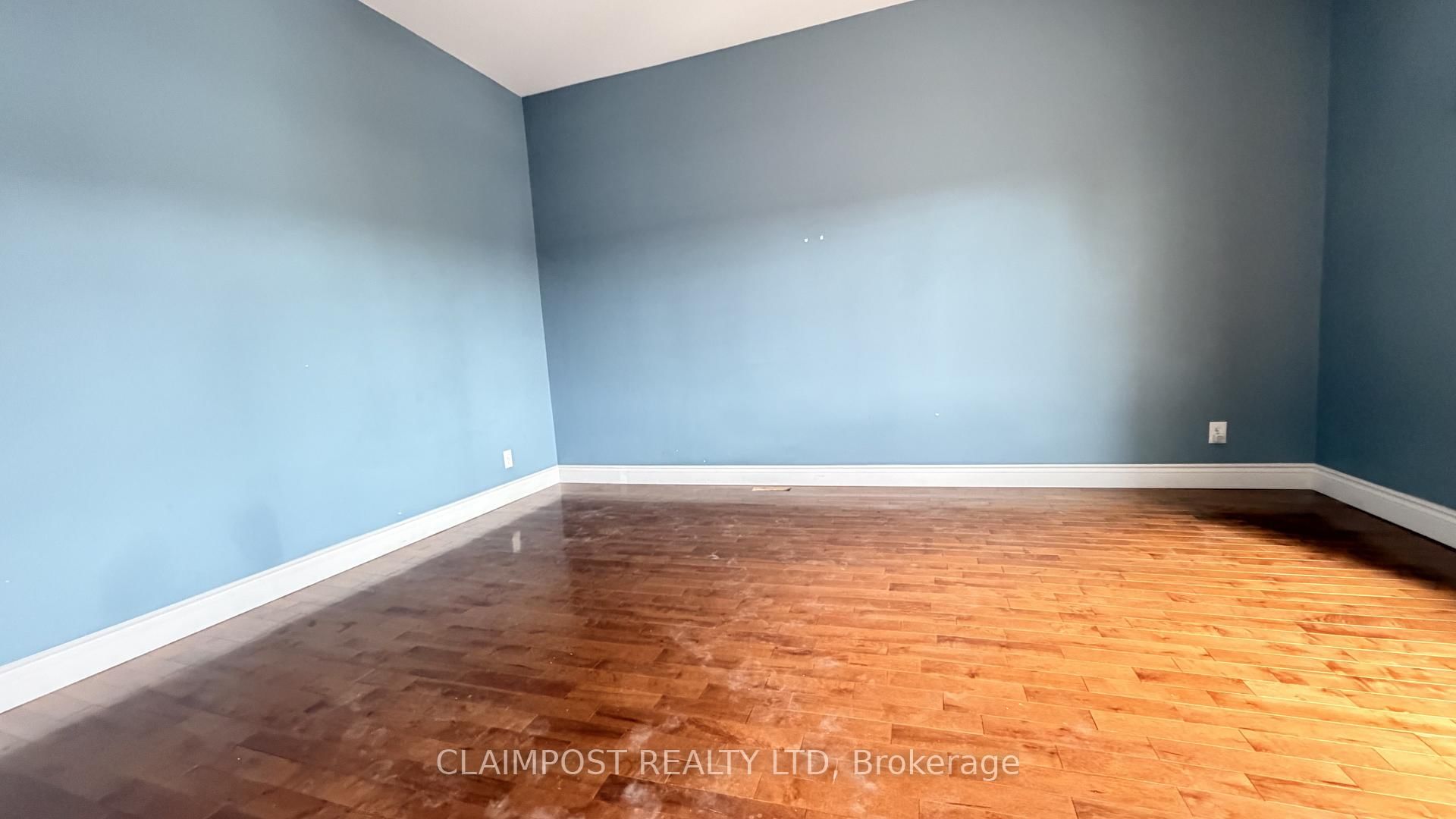 373 Commercial Avenue