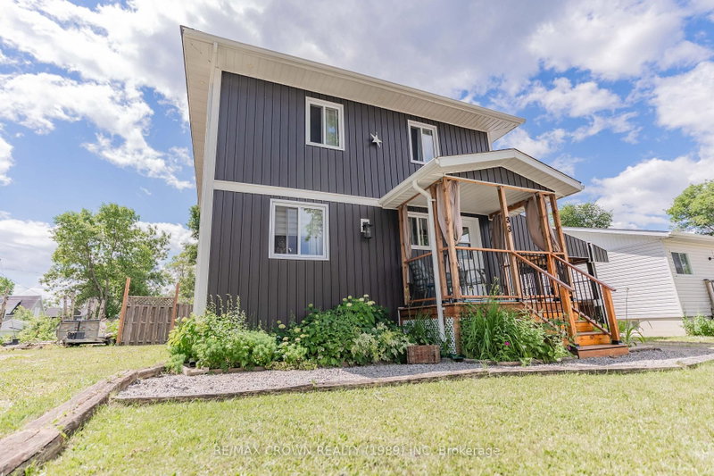 33 Dominion Avenue