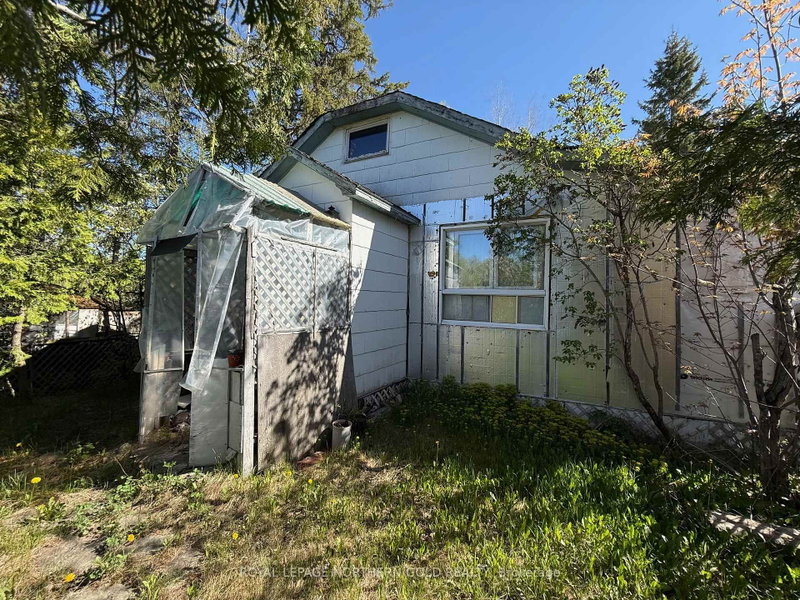 home for sale on 6 Monroe Street