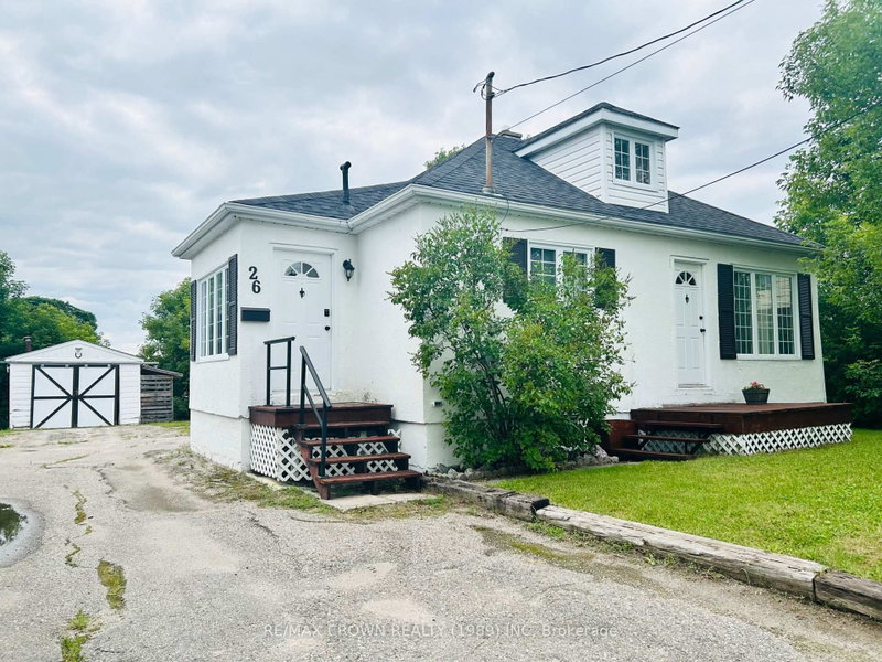26 Frontenac Crescent