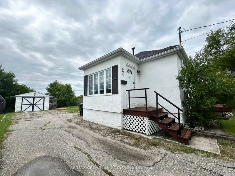 26 Frontenac Crescent