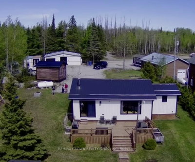 31 Lefebvre Peninsula, Moonbeam Road