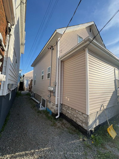 100 Father Costello Drive — photo 2