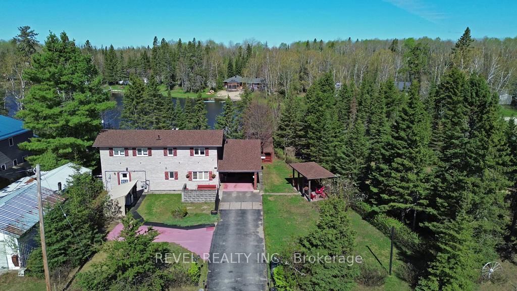 124 Sunset Bay, Iroquois Falls, Ontario P0K 1G0