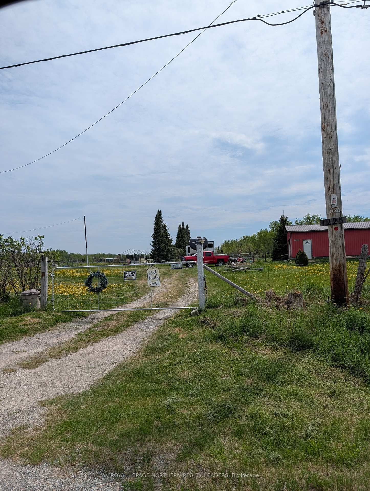 Listing Image 3
