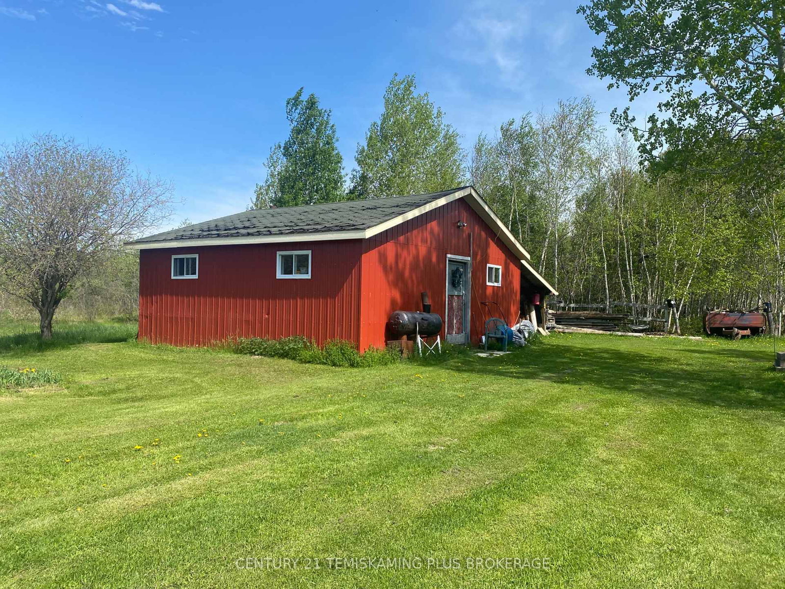Listing Image 7