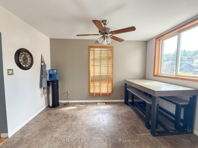 143 Essex Avenue • Iroquois Falls, ON photo 9