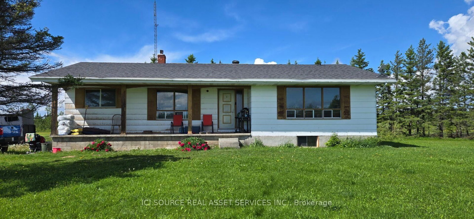 1527 Highway 11 W • Cochrane, ON photo 2