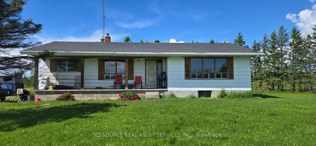 1527 Highway 11 W