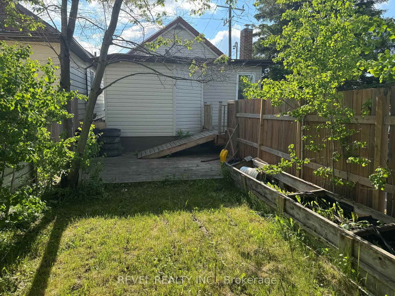 204 Laidlaw Street