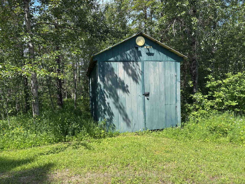 503 Bentley Lake Rd photo 4