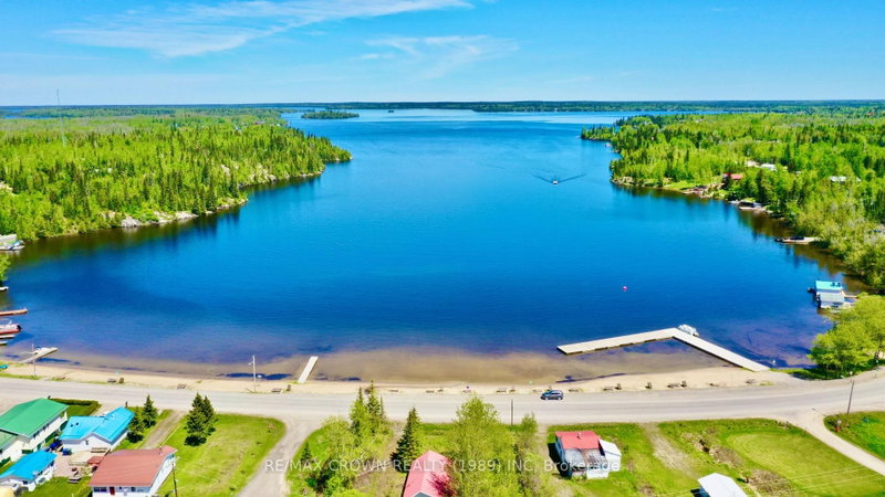 Moonbeam - 200 Lefebvre Peninsula Road