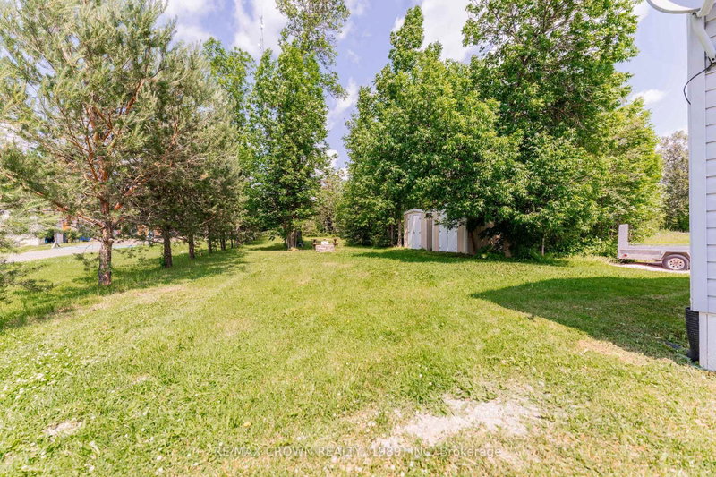 Moonbeam - 200 Lefebvre Peninsula Road