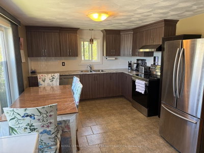 671 Park Avenue — photo 4