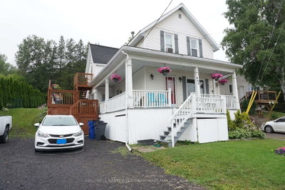 444 LAKESHORE Road