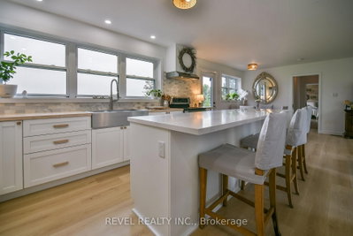 767 Leclair Avenue — more photos