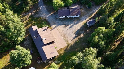 1098 Cameron Avenue — photo 4