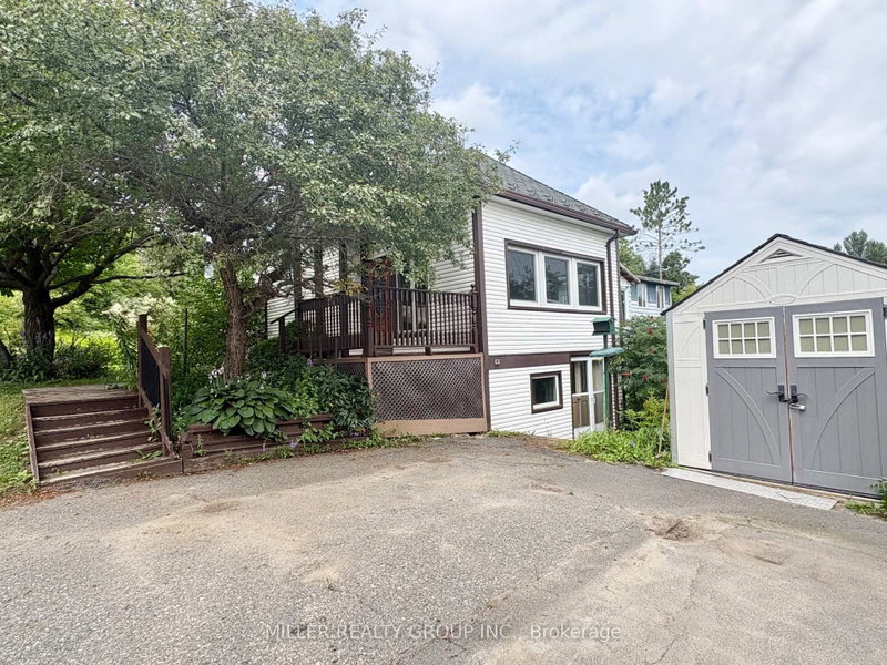 733 Latchford Street