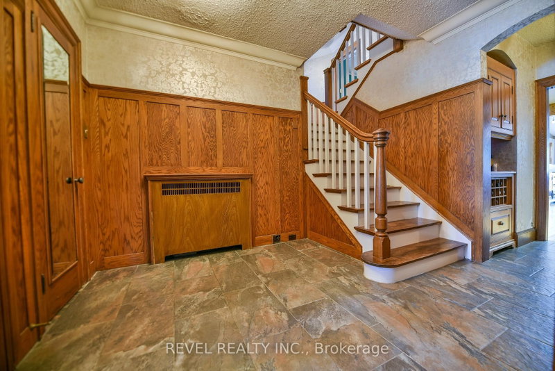 184 Hemlock Street