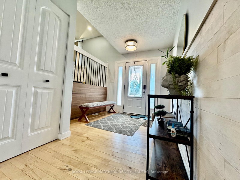 66 Jubilee Avenue E