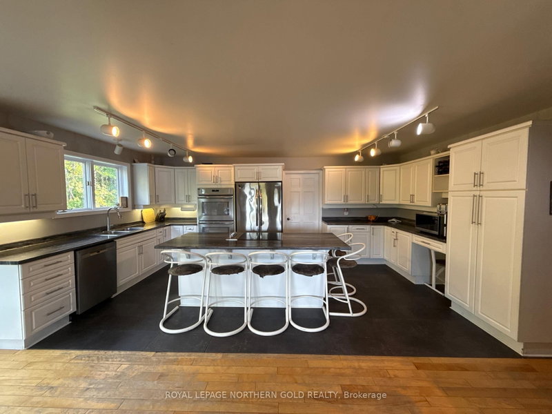 4014 CRYSTAL LAKE Road W