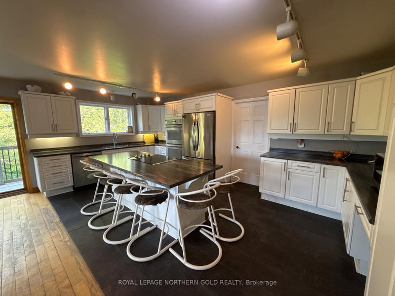4014 CRYSTAL LAKE Road W